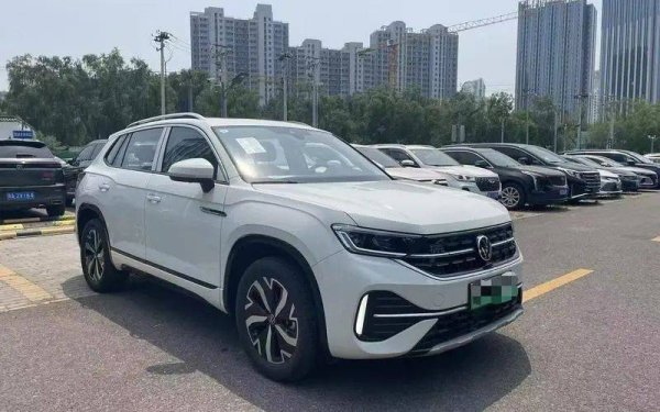 融凯配资 新车内卷新出路？“零公里二手车”热潮背后隐忧几何