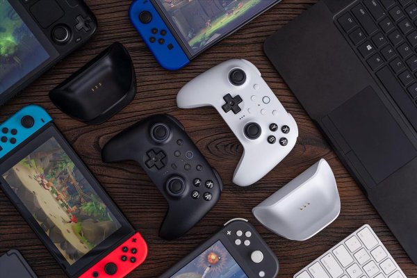 源顺网 八位堂宣布多款现有手柄将兼容任天堂 Switch 2，升级固件即可